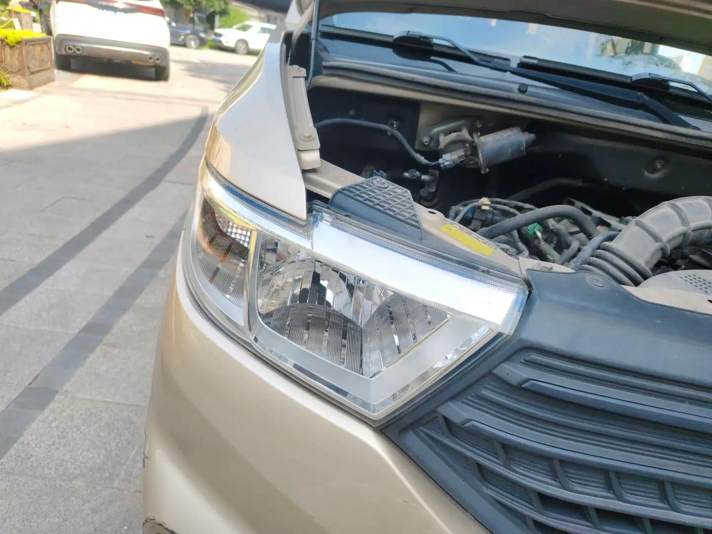 Wuling Hongguang V 2021 1.5L Jingqu Version LAR — миниатюра 7