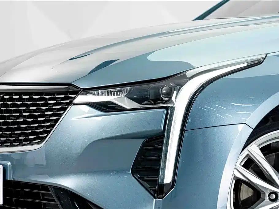 2023 Cadillac CT4 25T Fashion Edition — миниатюра 4