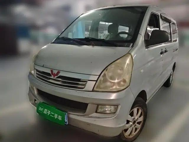 Wuling Rongguang 2015 1.2L S Base Model CNG