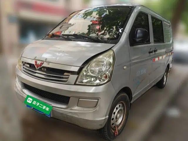 Wuling Rongguang 2014 1.2L S Base Model