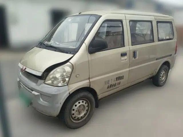 Wuling Rongguang 2011 1.2L Base Version