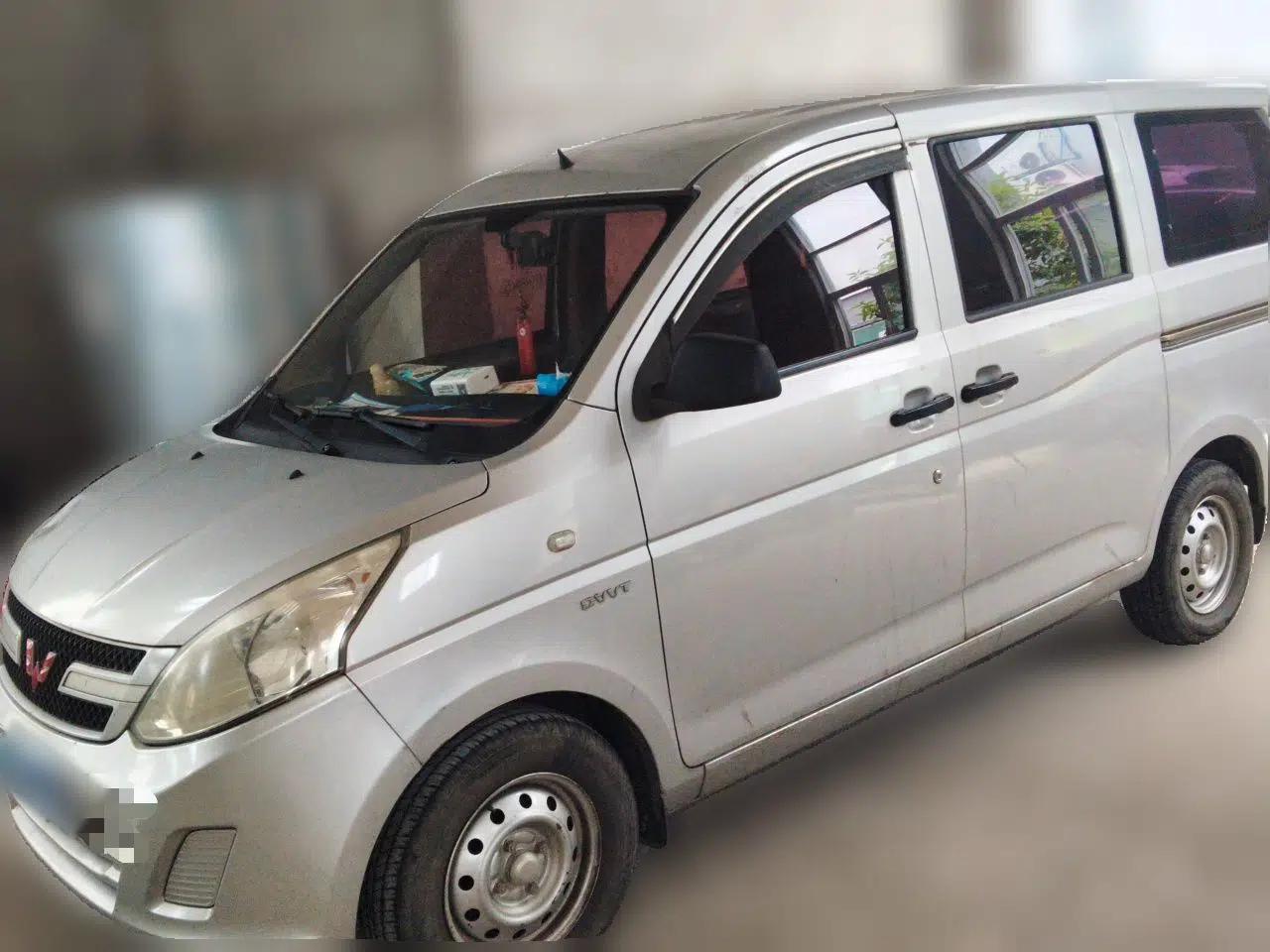 Wuling Rongguang V 2016 1.5L Practical Version — миниатюра 1
