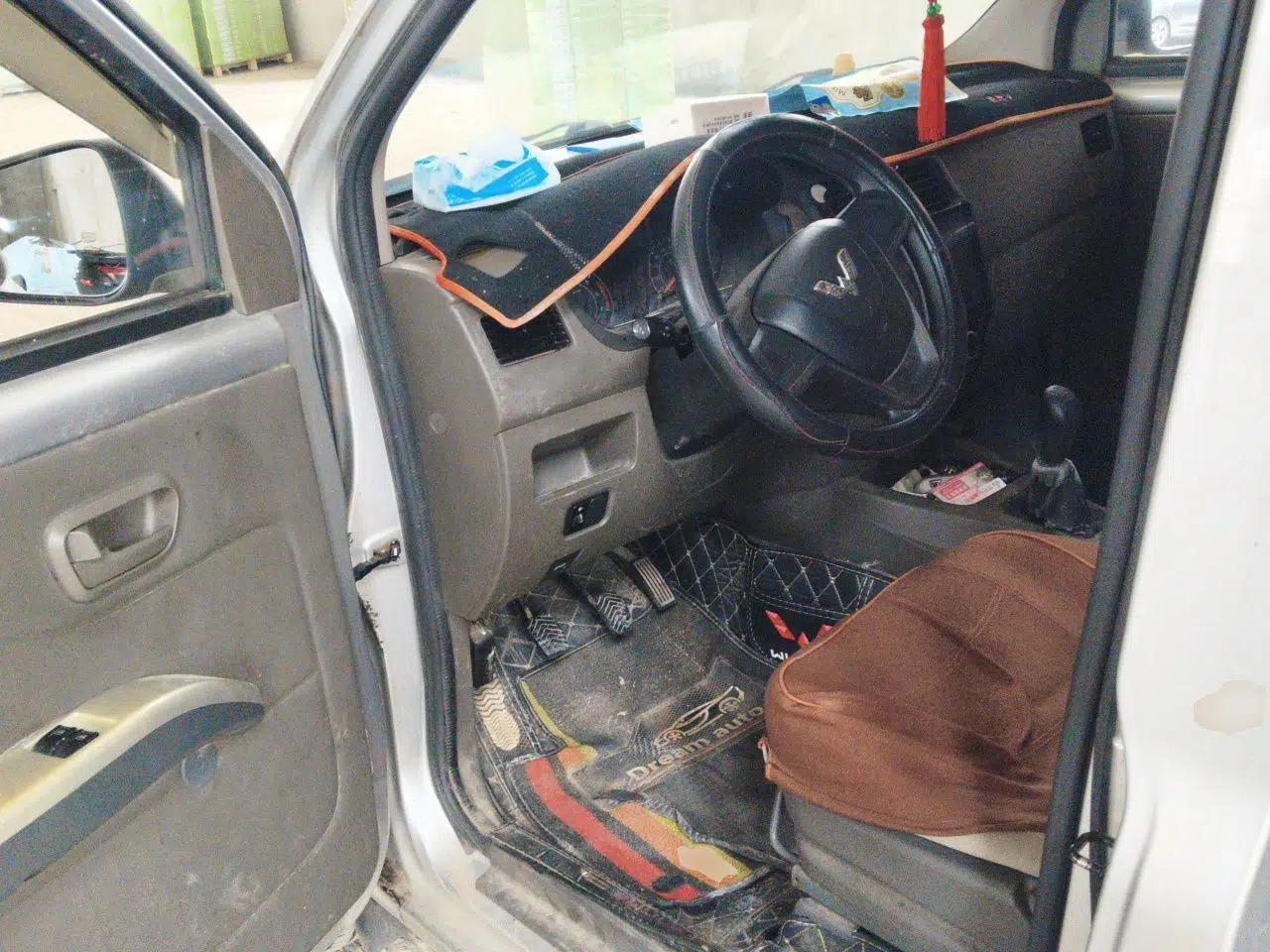 Wuling Rongguang V 2016 1.5L Practical Version — миниатюра 16