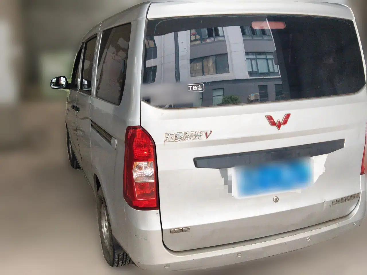 Wuling Rongguang V 2016 1.5L Practical Version — миниатюра 4