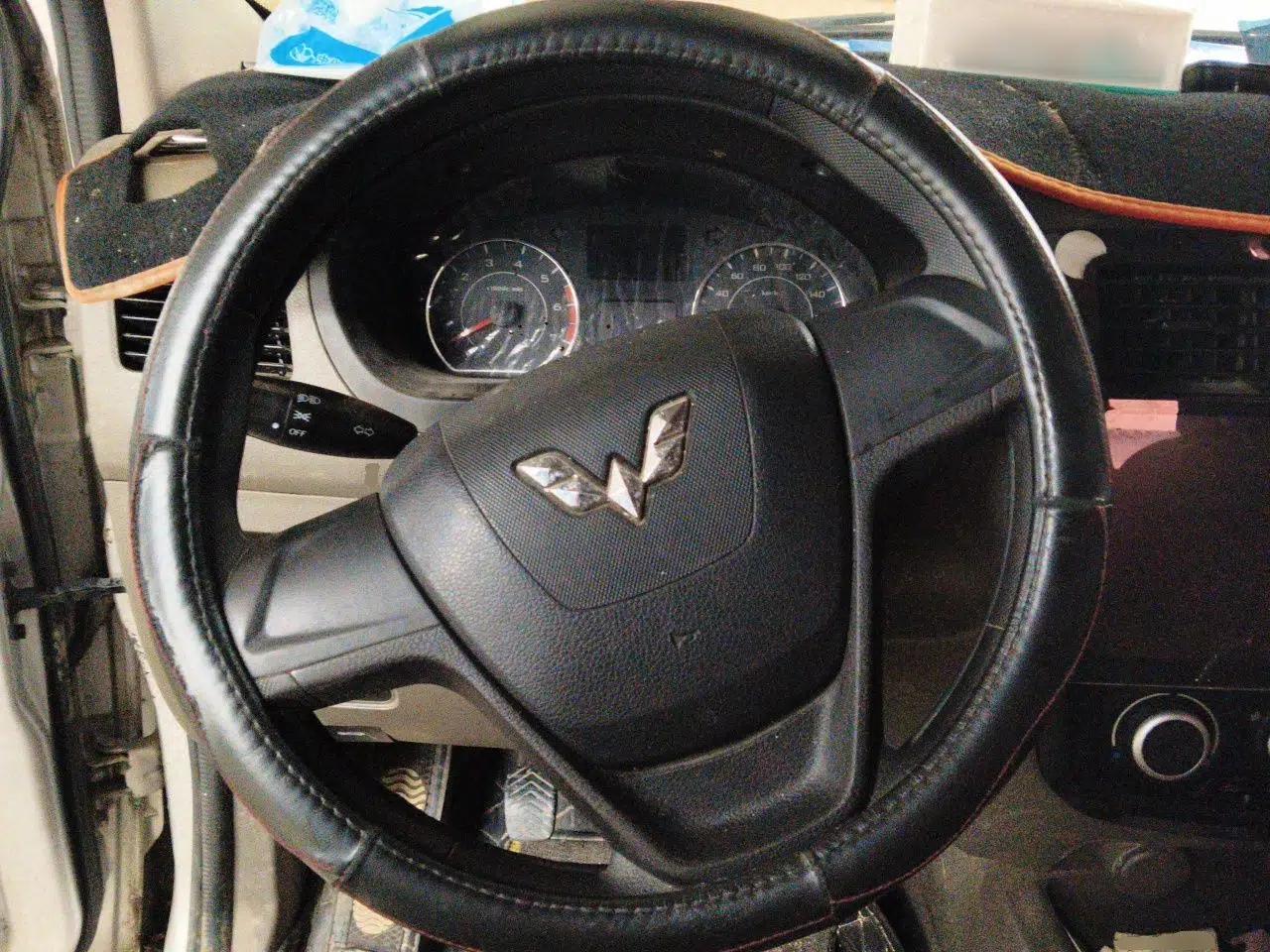 Wuling Rongguang V 2016 1.5L Practical Version — миниатюра 10