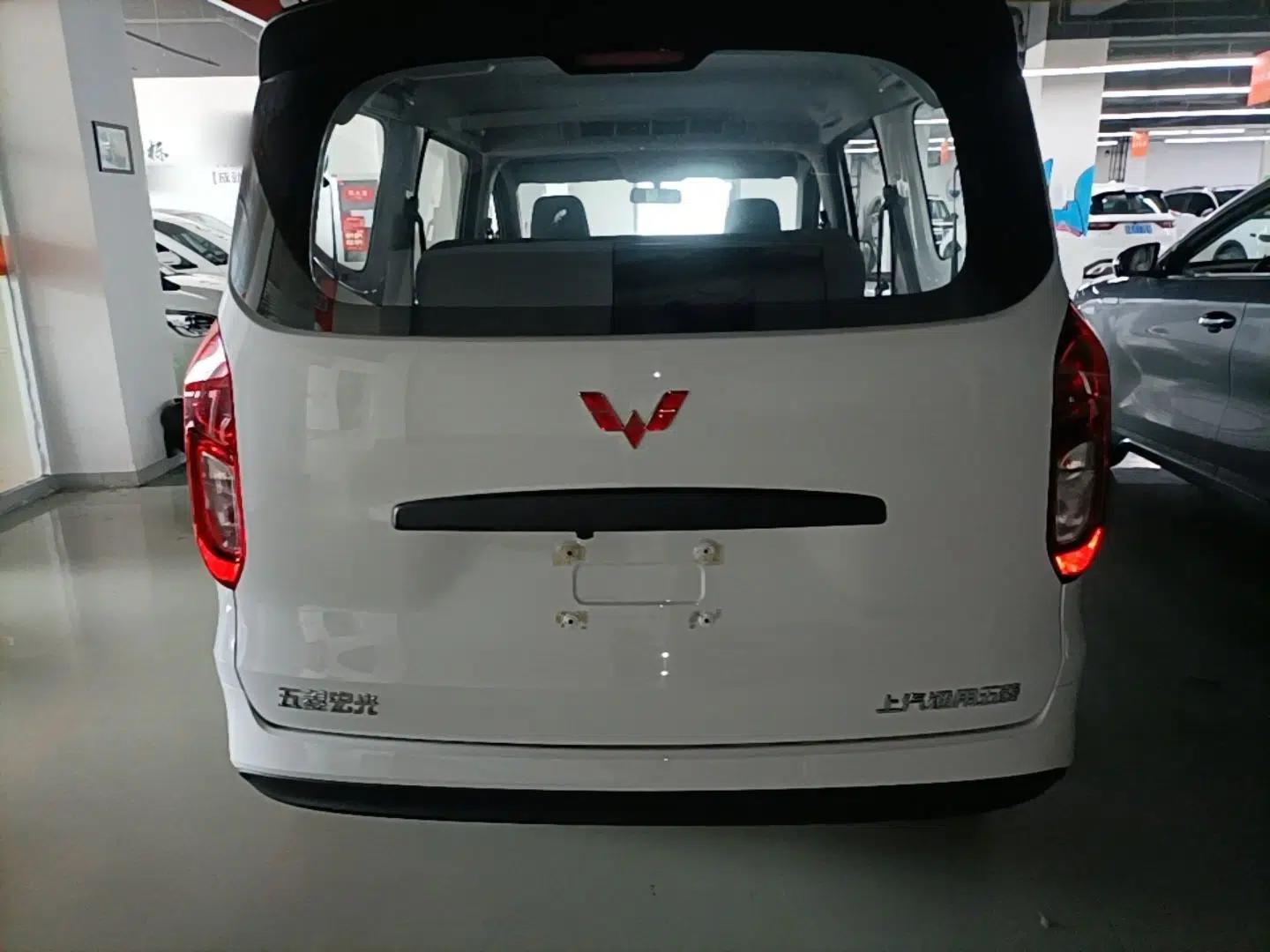 Wuling Hongguang New Energy 2024 All-Electric Model 300KM Standard Version — миниатюра 5