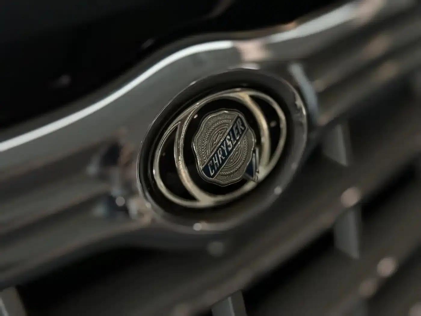 Chrysler 300C 2006 3.5L Luxury Navigator Edition — миниатюра 5
