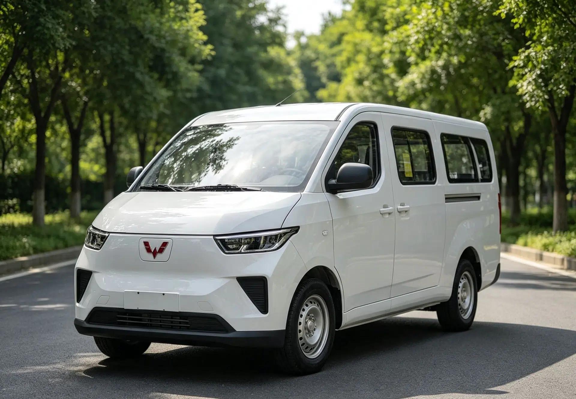 Wuling Yangguang 2026 Model, 330km Bus Comfort Edition — миниатюра 1