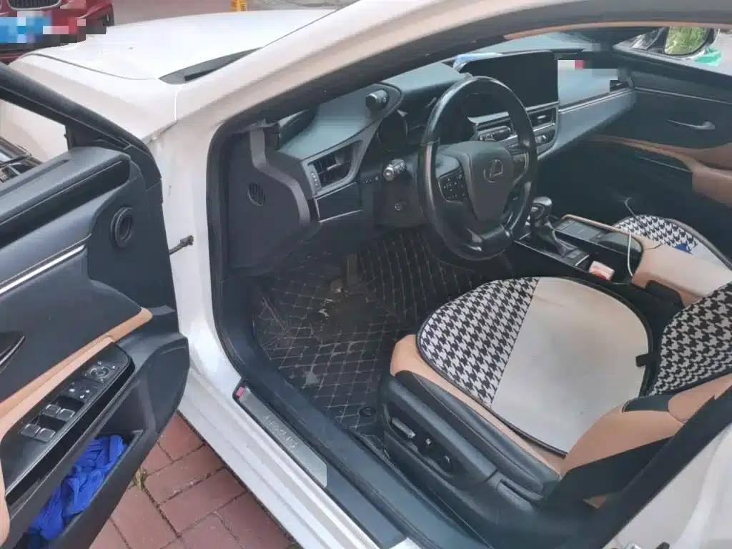 Lexus ES 2021 Model 200 Premium Edition — миниатюра 14