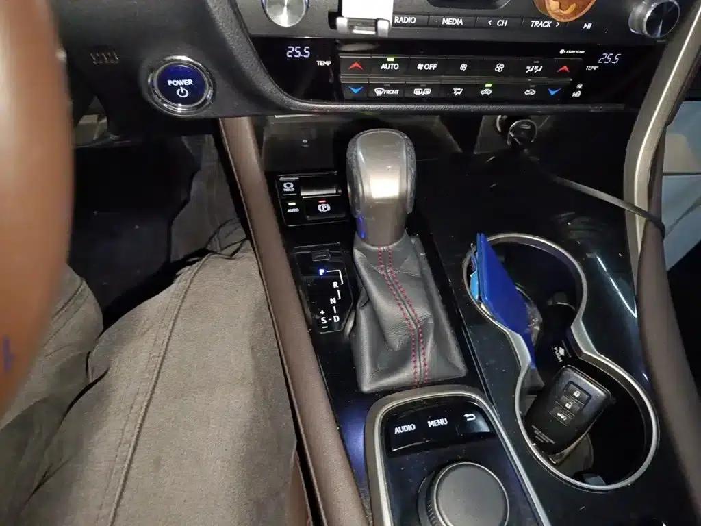 Lexus RX 2016 450h AWD Elegant Edition — миниатюра 7