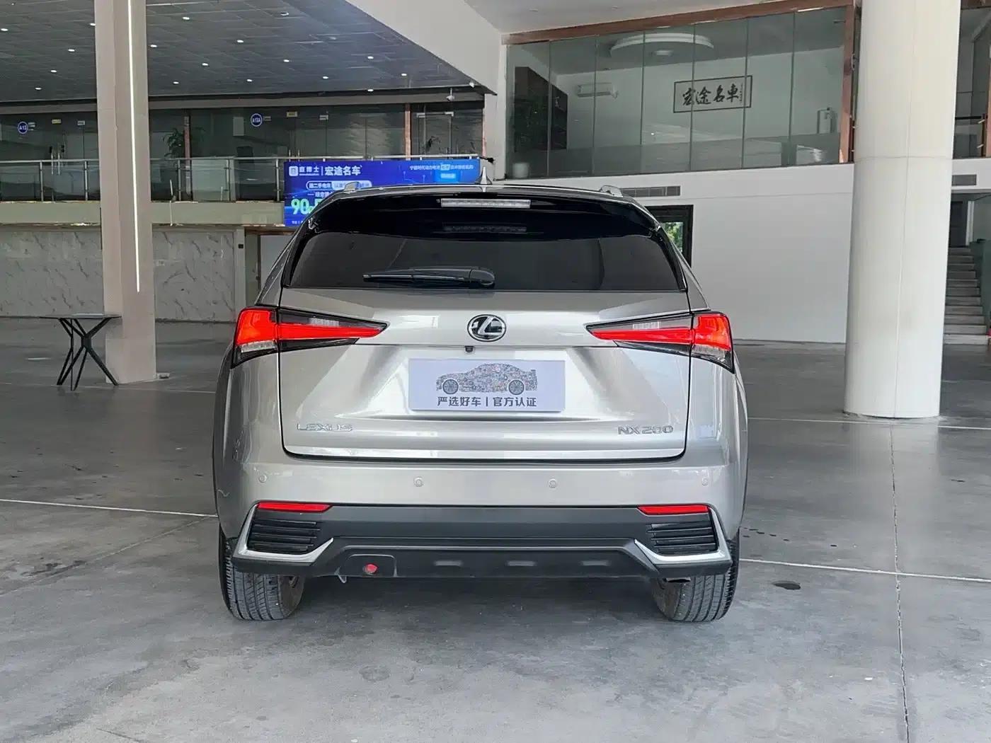 Lexus NX 2018 200 AWD Sport Edition (China V Emission Standard) — миниатюра 13