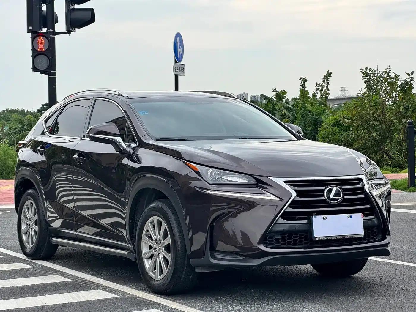 Lexus NX 2015 200 FWD Sport Edition — миниатюра 3
