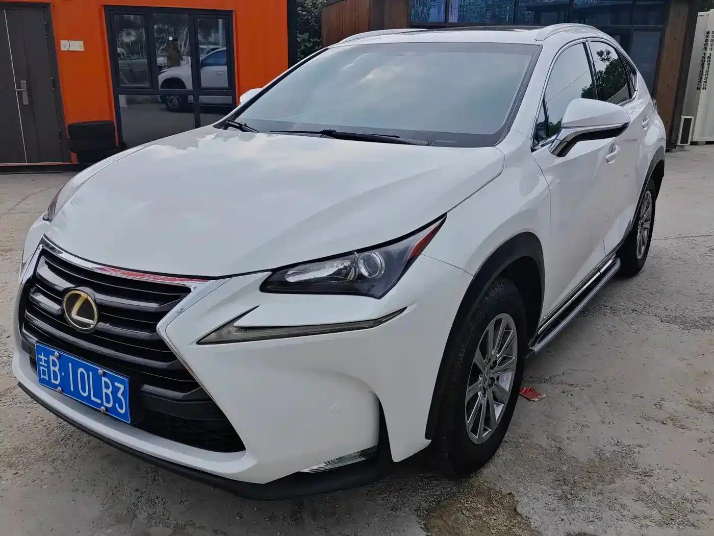 Lexus NX 2016 200 AWD Sport Edition — миниатюра 2