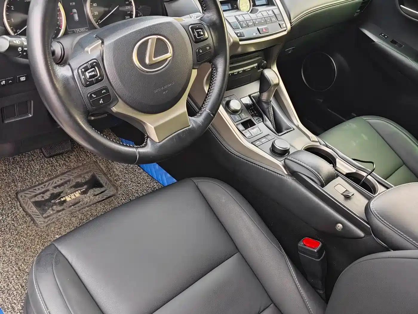 Lexus NX 2016 200 AWD Sport Edition — миниатюра 3
