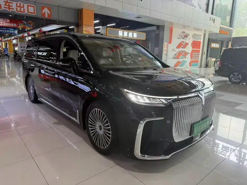 Voyah Dreamer PHEV 2025 AWD Flagship Kunpeng Edition — миниатюра 3