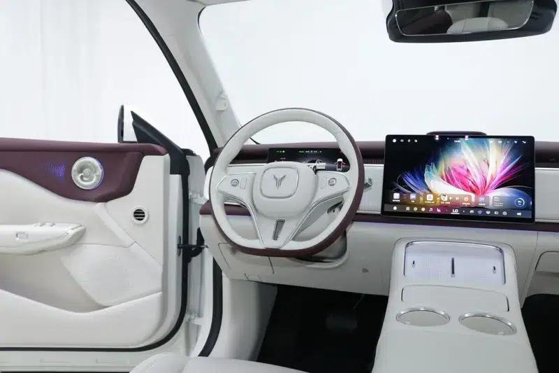 Voyah 2025 Four-Wheel Drive Qiankun Edition — миниатюра 23