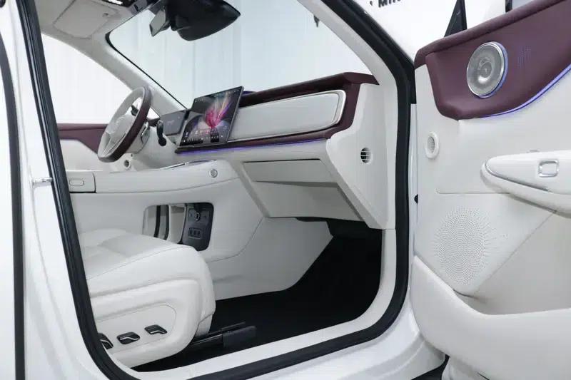 Voyah 2025 Four-Wheel Drive Qiankun Edition — миниатюра 26