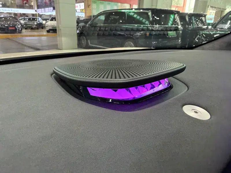 Voyah 2025 Four-Wheel Drive Qiankun Edition — миниатюра 8