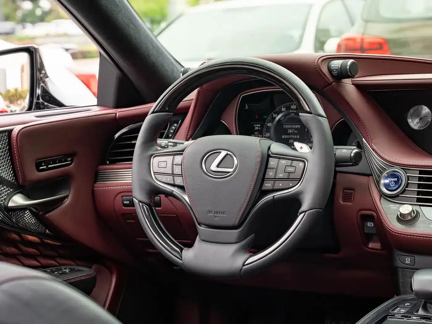 Lexus LS 2018 500h Executive Edition (China V emission standard) — миниатюра 14