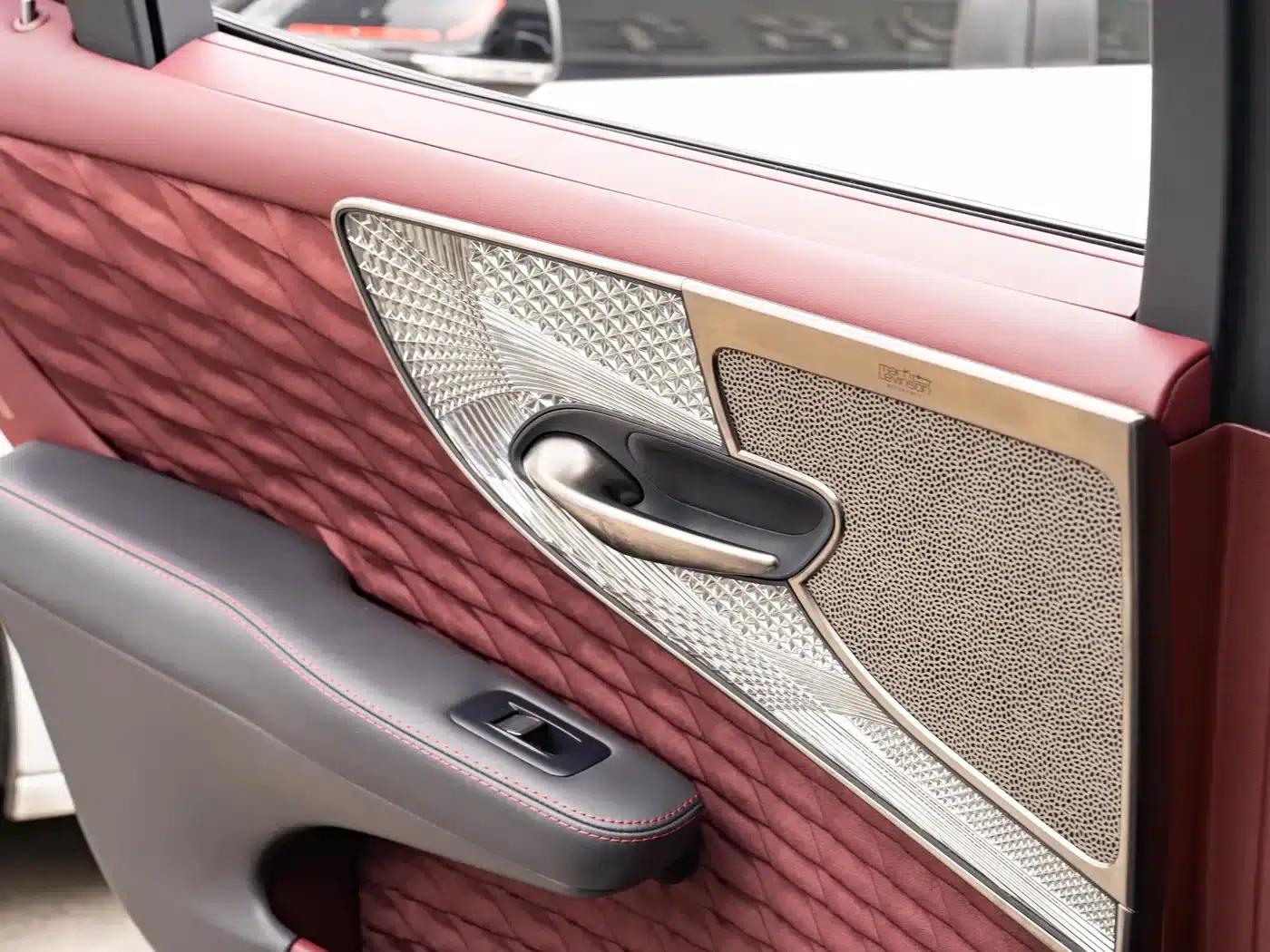Lexus LS 2018 500h Executive Edition (China V emission standard) — миниатюра 18