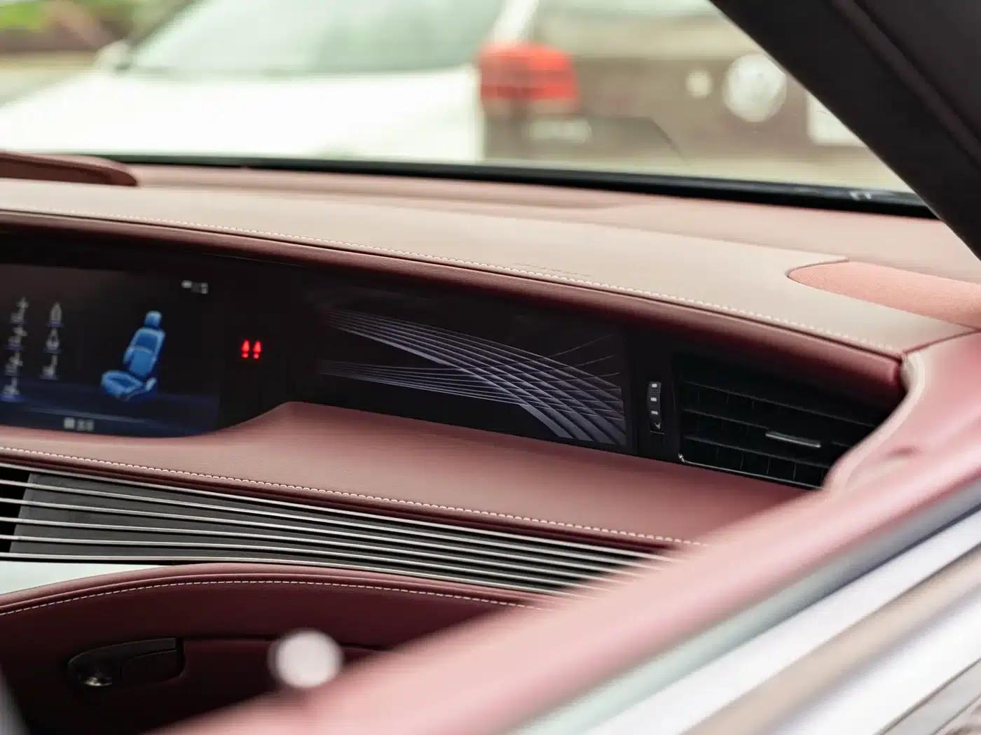 Lexus LS 2018 500h Executive Edition (China V emission standard) — миниатюра 20