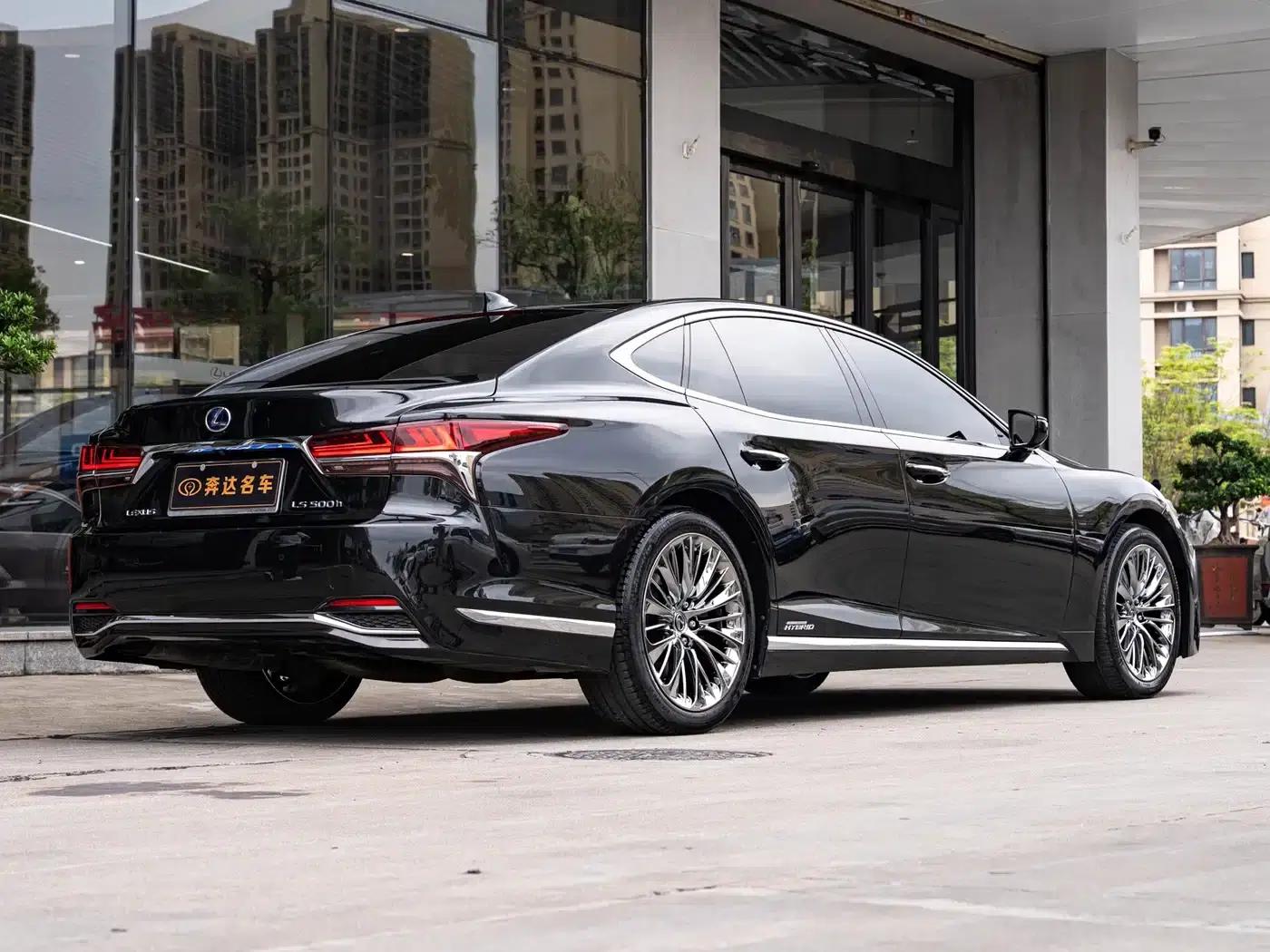 Lexus LS 2018 500h Executive Edition (China V emission standard) — миниатюра 3