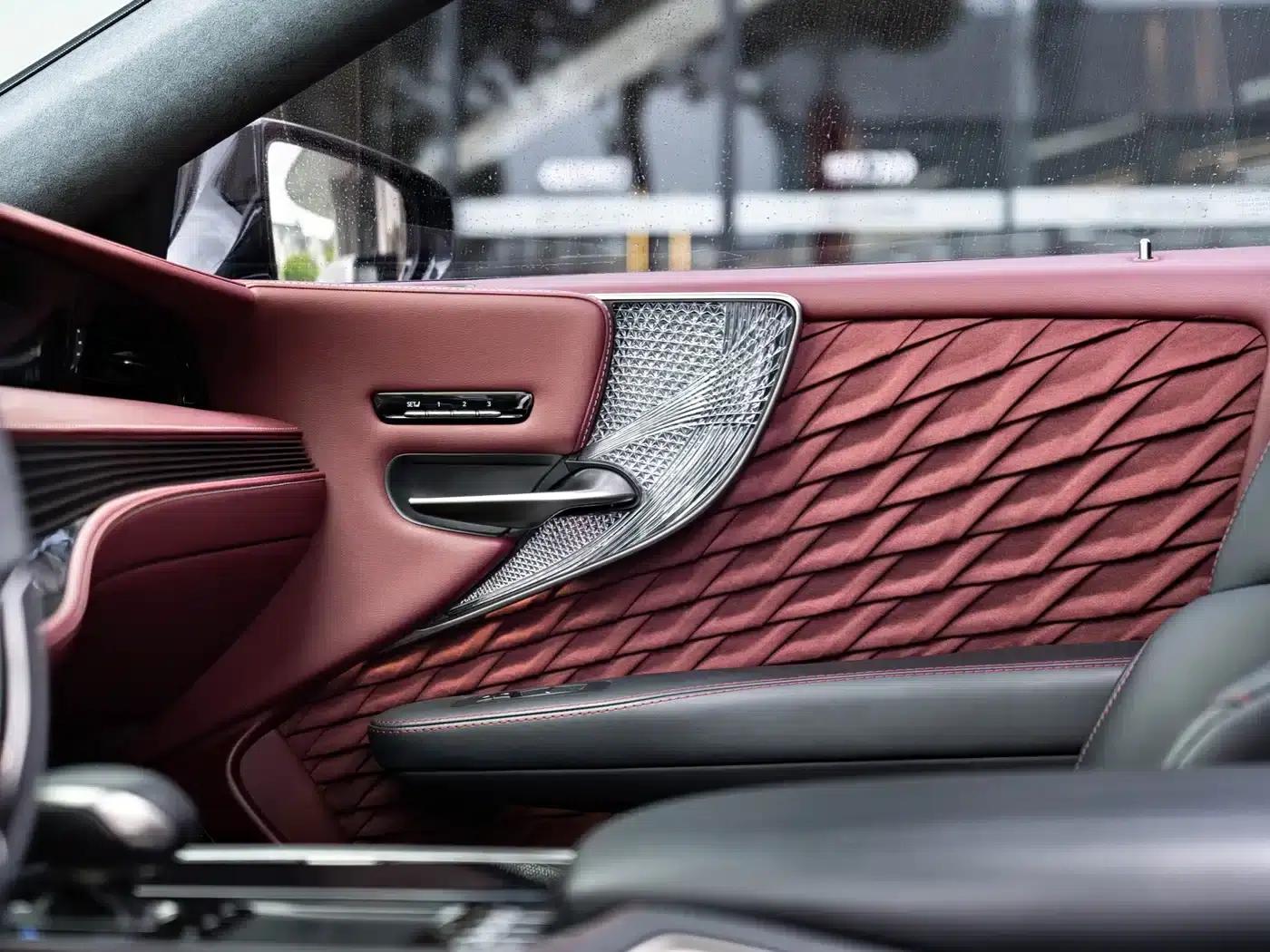 Lexus LS 2018 500h Executive Edition (China V emission standard) — миниатюра 21