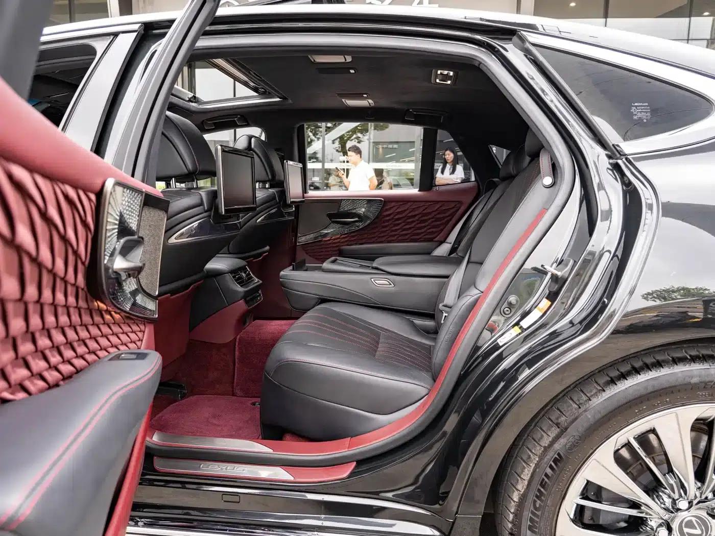 Lexus LS 2018 500h Executive Edition (China V emission standard) — миниатюра 10
