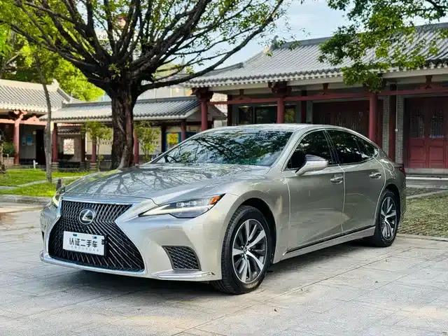Lexus LS 2021 500h Premium Edition