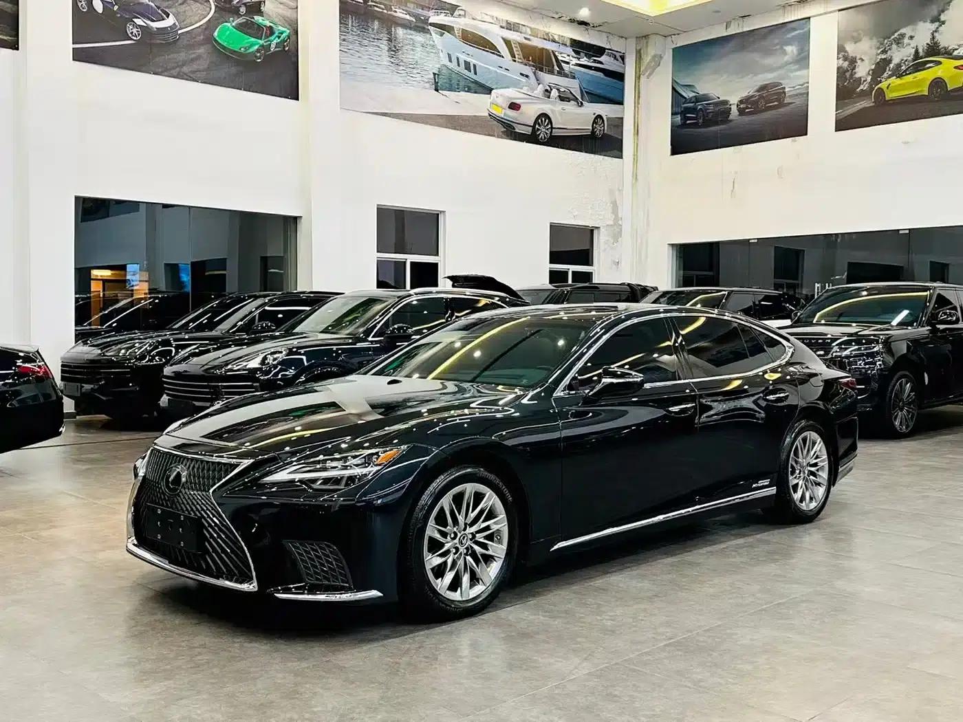 Lexus LS 2021 500h Luxury Edition — миниатюра 1