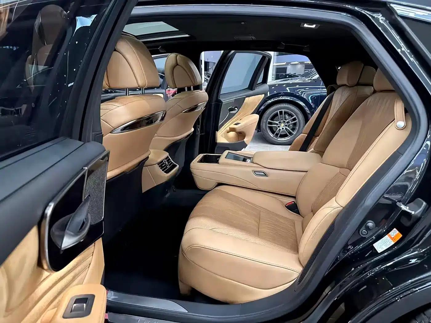 Lexus LS 2021 500h Luxury Edition — миниатюра 7