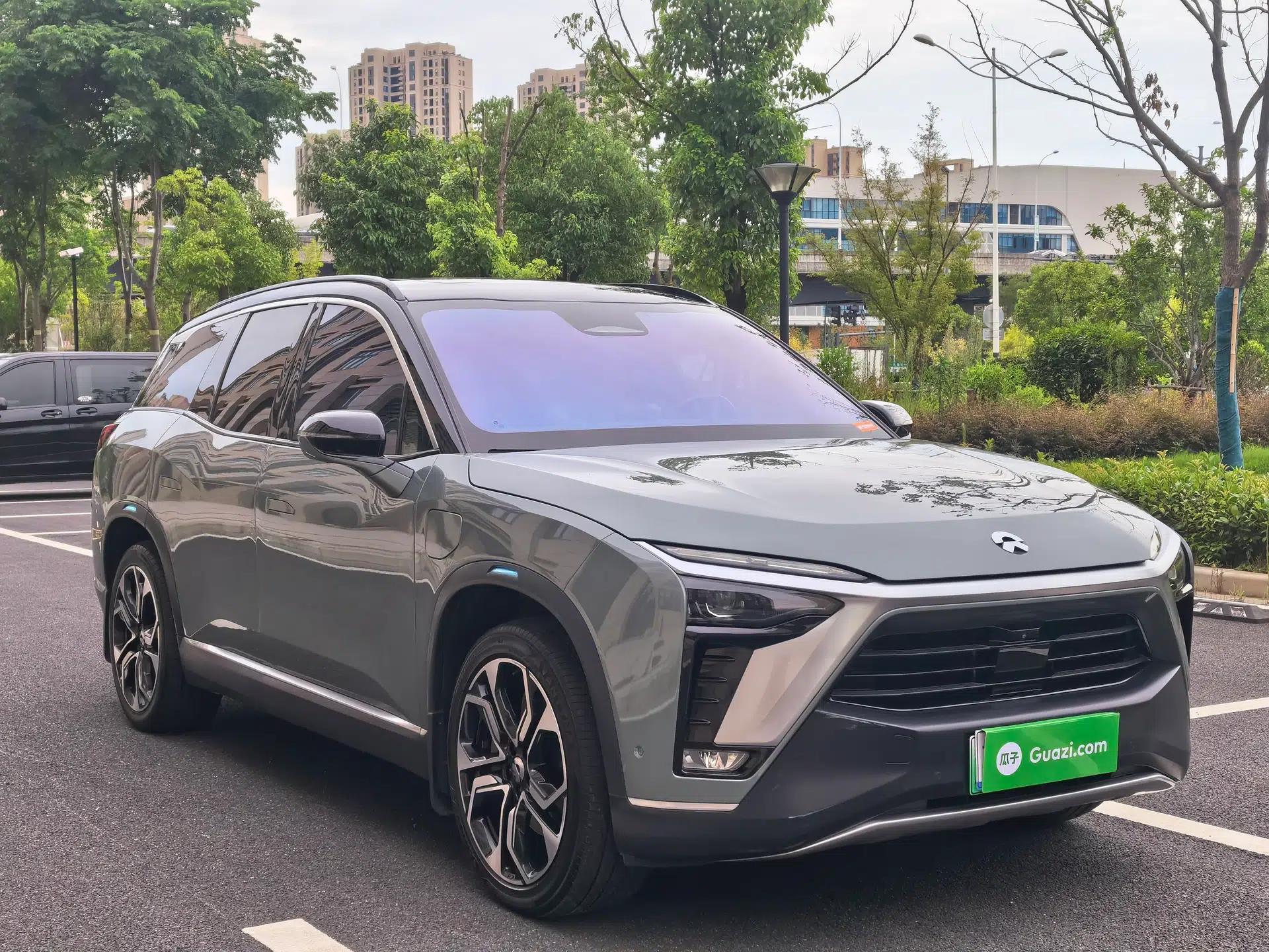 Nio ES8 2020 580 km Range Signature Edition Six-Seater Version — миниатюра 13