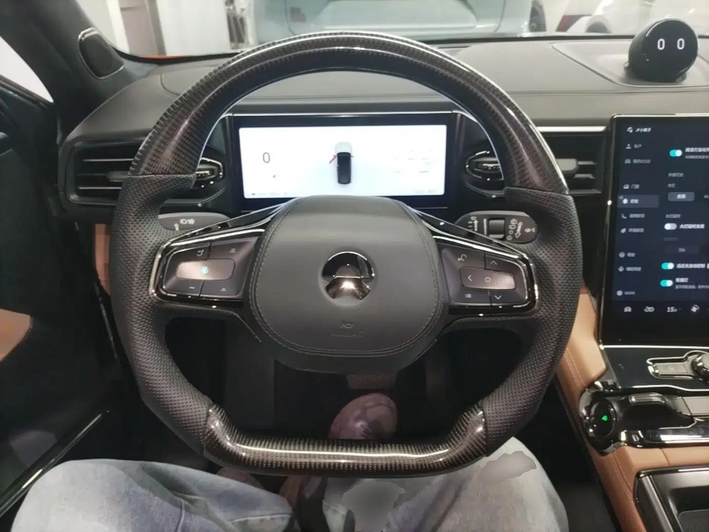 Nio ES8 2020 580 km Range Signature Edition Six-Seater Version — миниатюра 20
