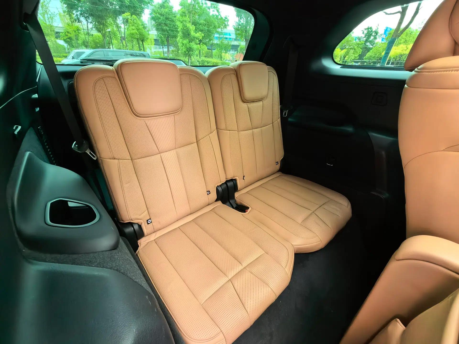 Nio ES8 2020 580 km Range Signature Edition Six-Seater Version — миниатюра 36