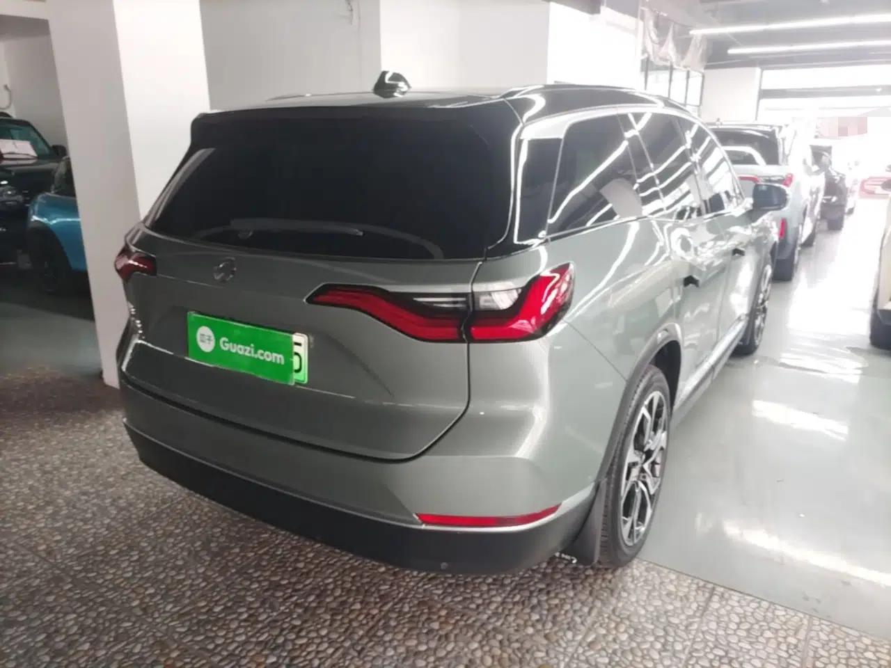 Nio ES8 2020 580 km Range Signature Edition Six-Seater Version — миниатюра 6