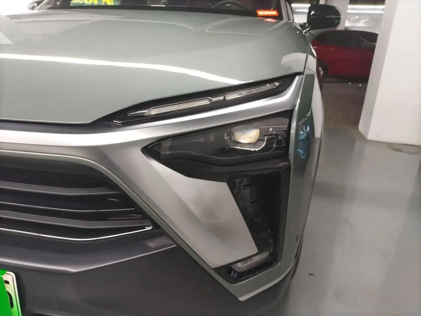 Nio ES8 2020 580 km Range Signature Edition Six-Seater Version — миниатюра 8