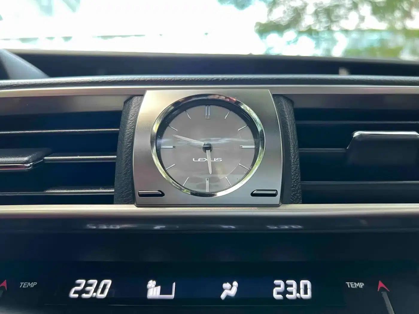 Lexus IS 2017 300 F SPORT Edition — миниатюра 19