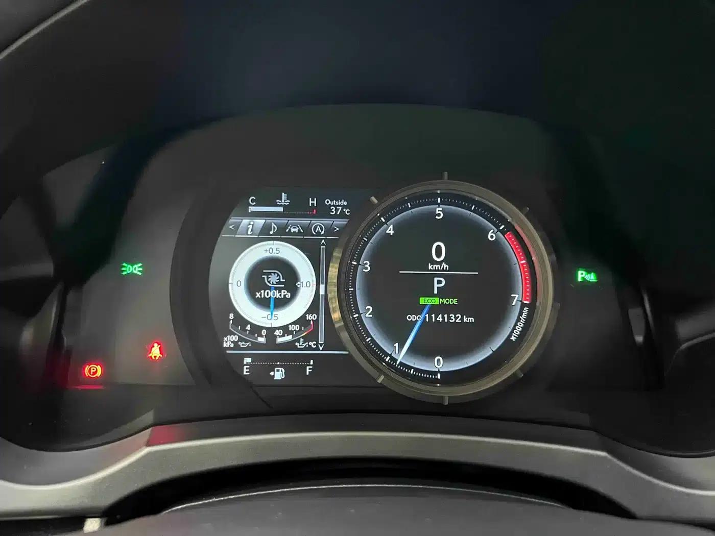Lexus IS 2017 300 F SPORT Edition — миниатюра 36
