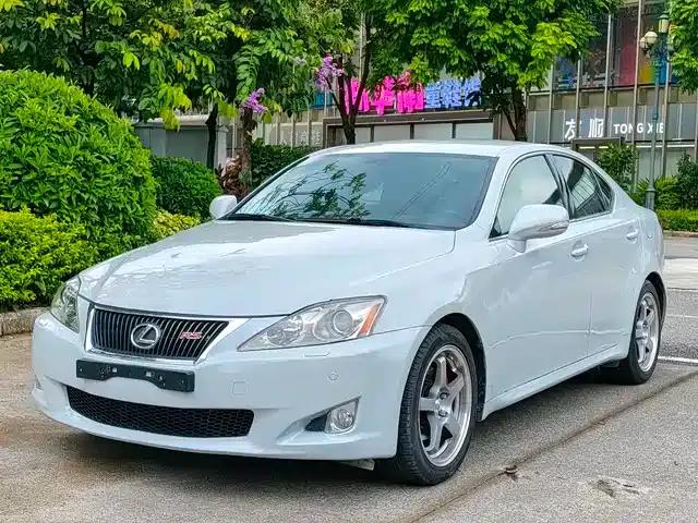 Lexus IS 2009 300