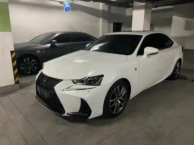 Lexus IS 2017 300 F SPORT Edition