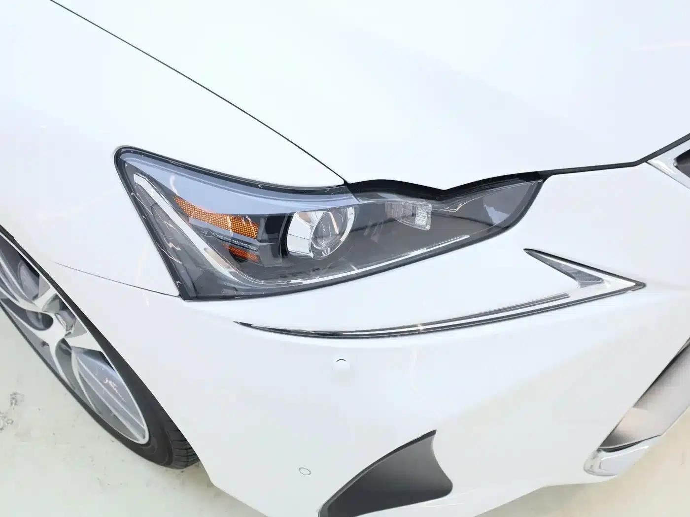 Lexus IS 2017 300 Sport Edition — миниатюра 8