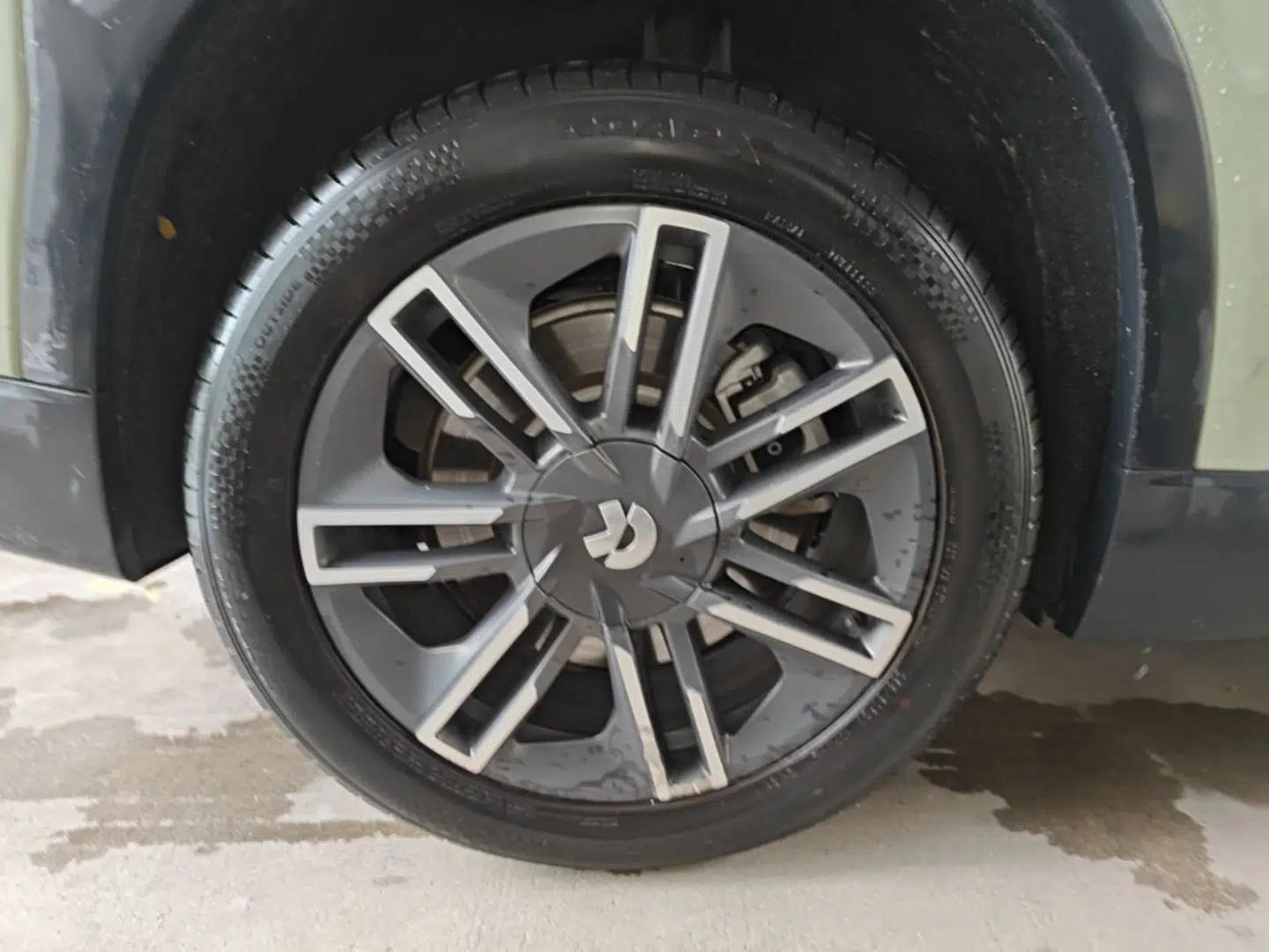 Nio EC6 2020 430 km Sport Version — миниатюра 11