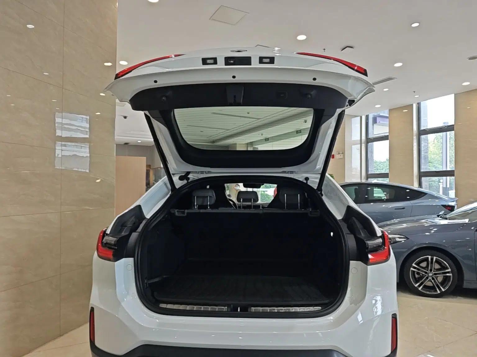 Nio EC6 2020 430 km Sport Version — миниатюра 22
