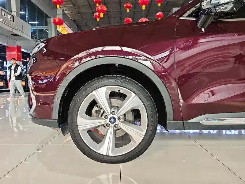 Lingyu 2021 EcoBoost 225 7-Seat Premium Plus — миниатюра 4