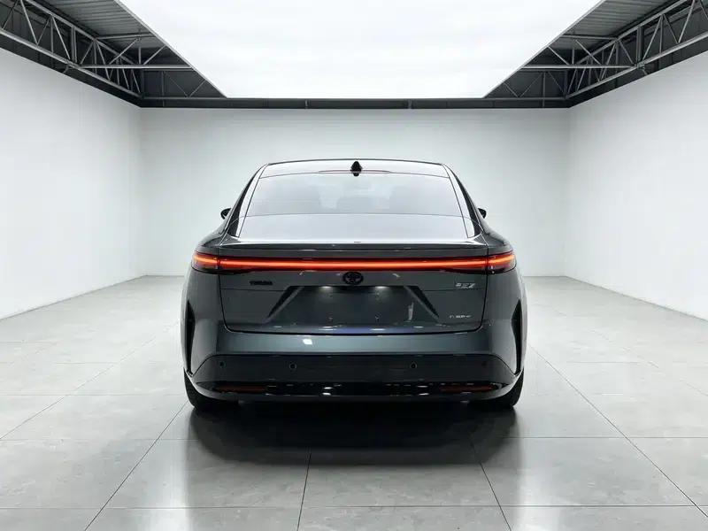 Platinum 7 2026 Model 710 Ultra LiDAR Edition — миниатюра 4