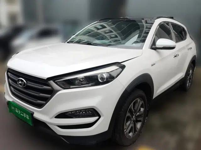 Hyundai Tucson 2015 1.6T Dual-Clutch Two-Wheel-Drive Leading Model