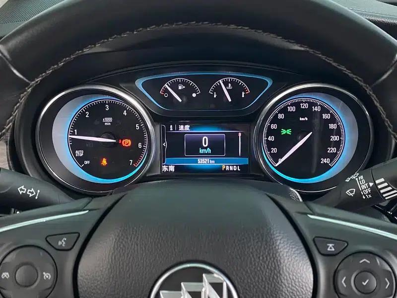 Envision 2017 28T AWD Leading Edition — миниатюра 11