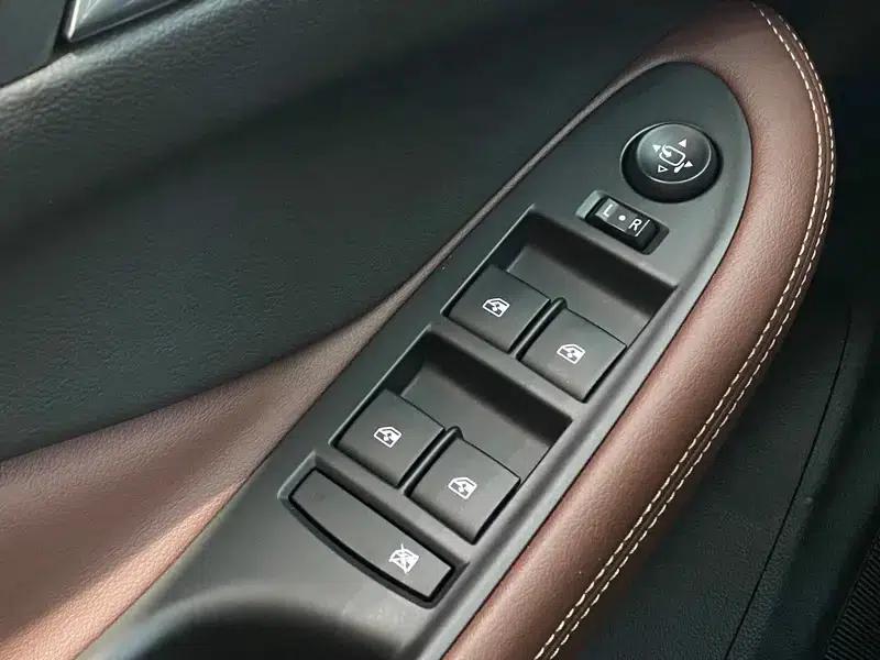 Envision 2017 28T AWD Leading Edition — миниатюра 17