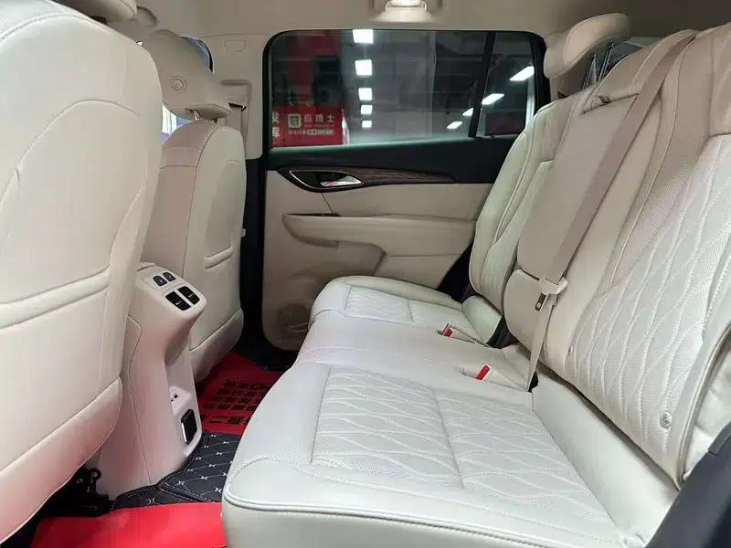 2022 Buick Envision Plus Avenir 7-seater — миниатюра 9