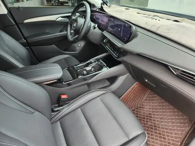 2025 Buick Envision Plus 28T 2WD Platinum Edition — миниатюра 8